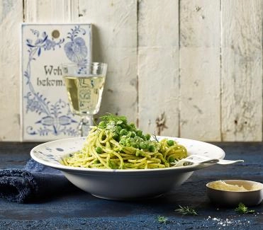 Spaghetti mit Erbsen-Pesto